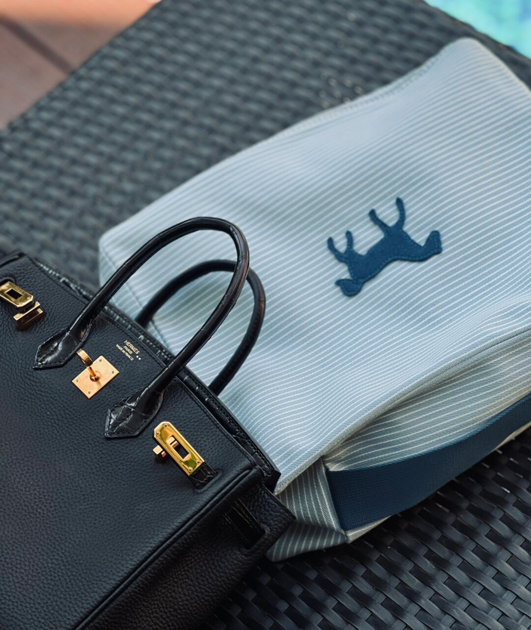 极简(不精致)女孩的包包 包包|hermes birkin25 touch 黑金 墨镜