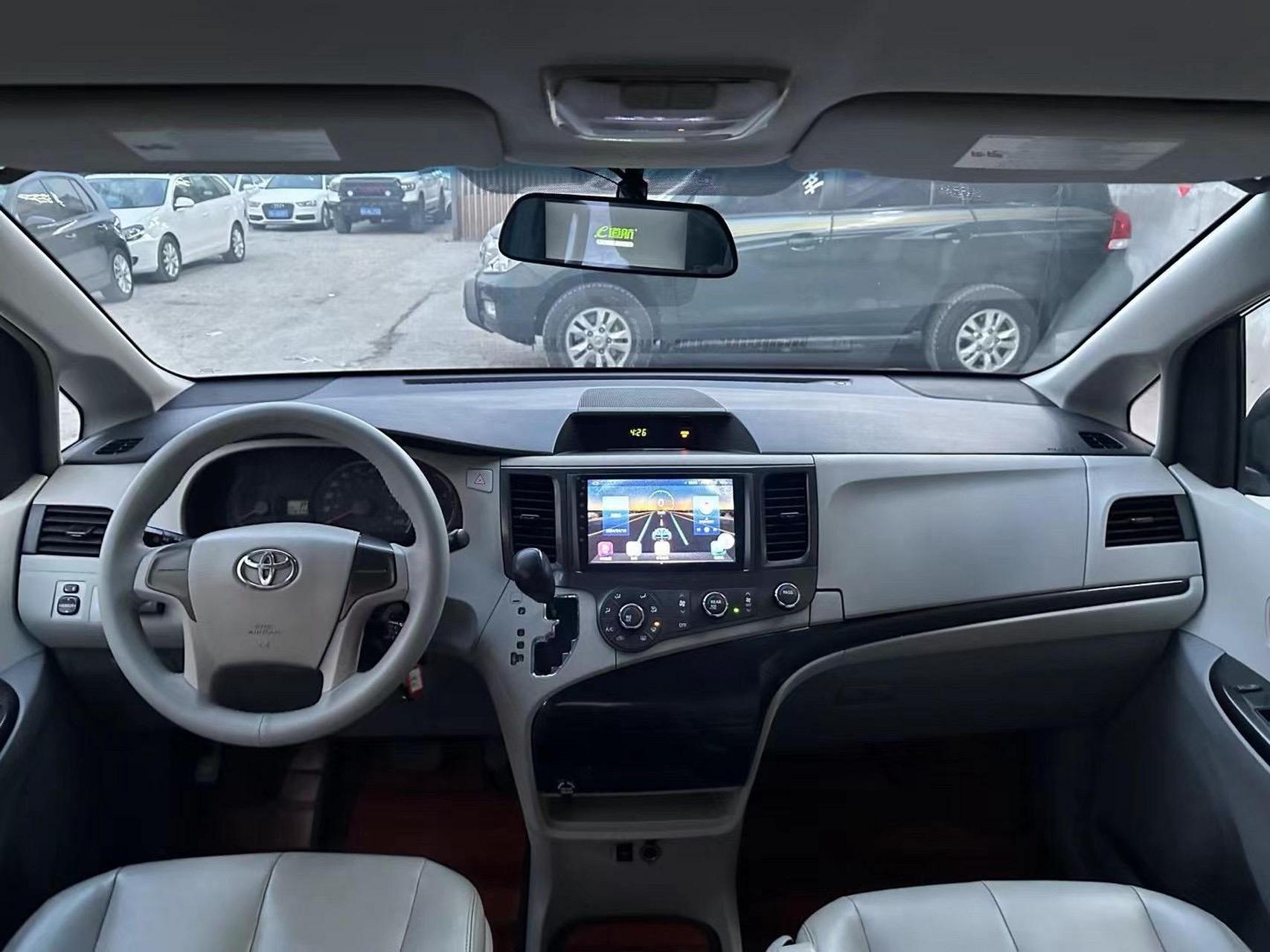 批发 12年丰田塞纳 自动2.