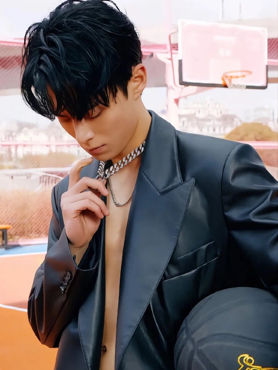 夜深了,来点成年人该看的|王鹤棣腹肌合集 这腰线 这身材 我直接斯