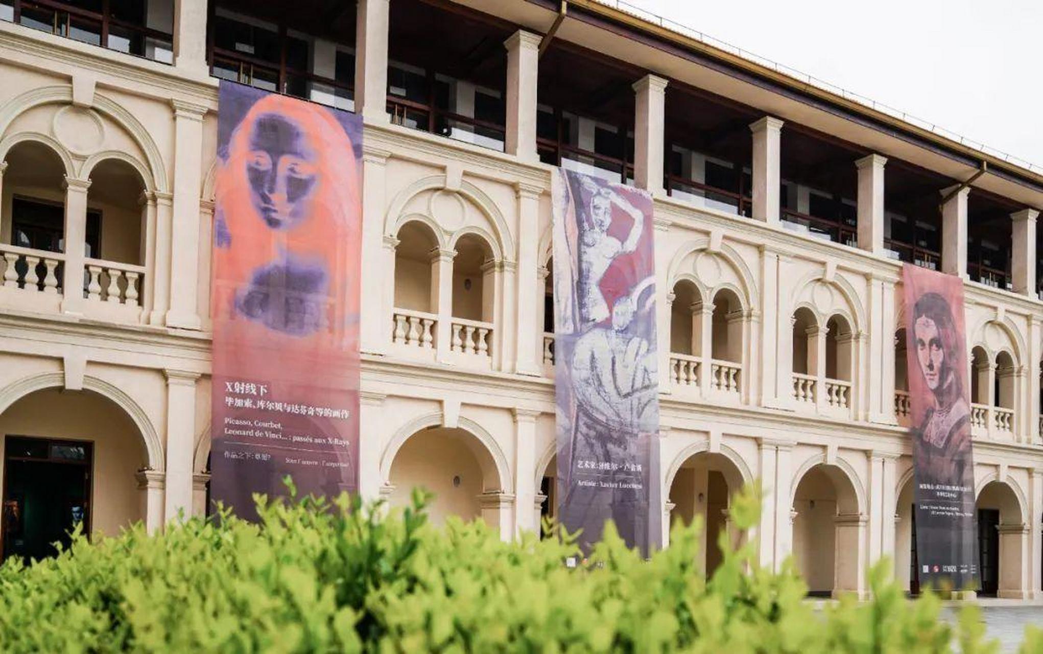 汉阳古城的2大教堂 1,汉阳天主堂  汉阳天主堂位于武汉市汉阳区显正街