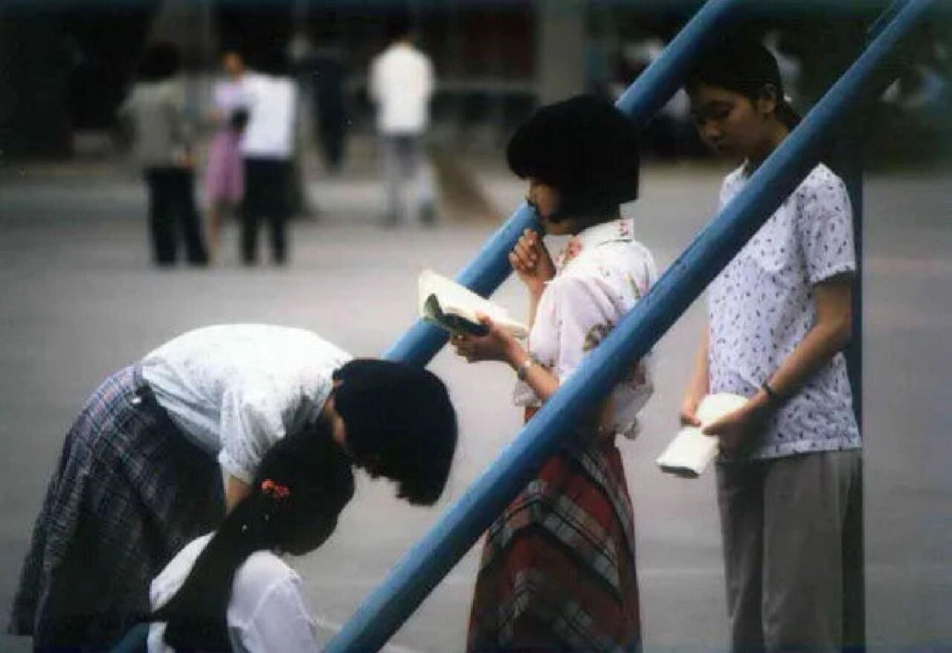 怀旧的80年代中学生生活 任曙林记录下八十年代中学校园生活的点点