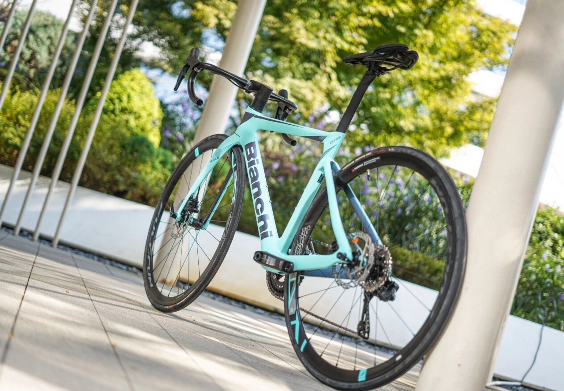 24款bianchi 入門氣動公路車oltre race 繼bianchi oltre氣動公路車