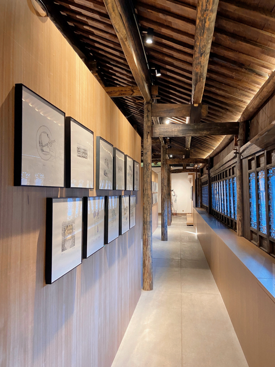 [微笑] 位于广富林区域内的"朵云书院",是整体搬迁而来的"明代高房"