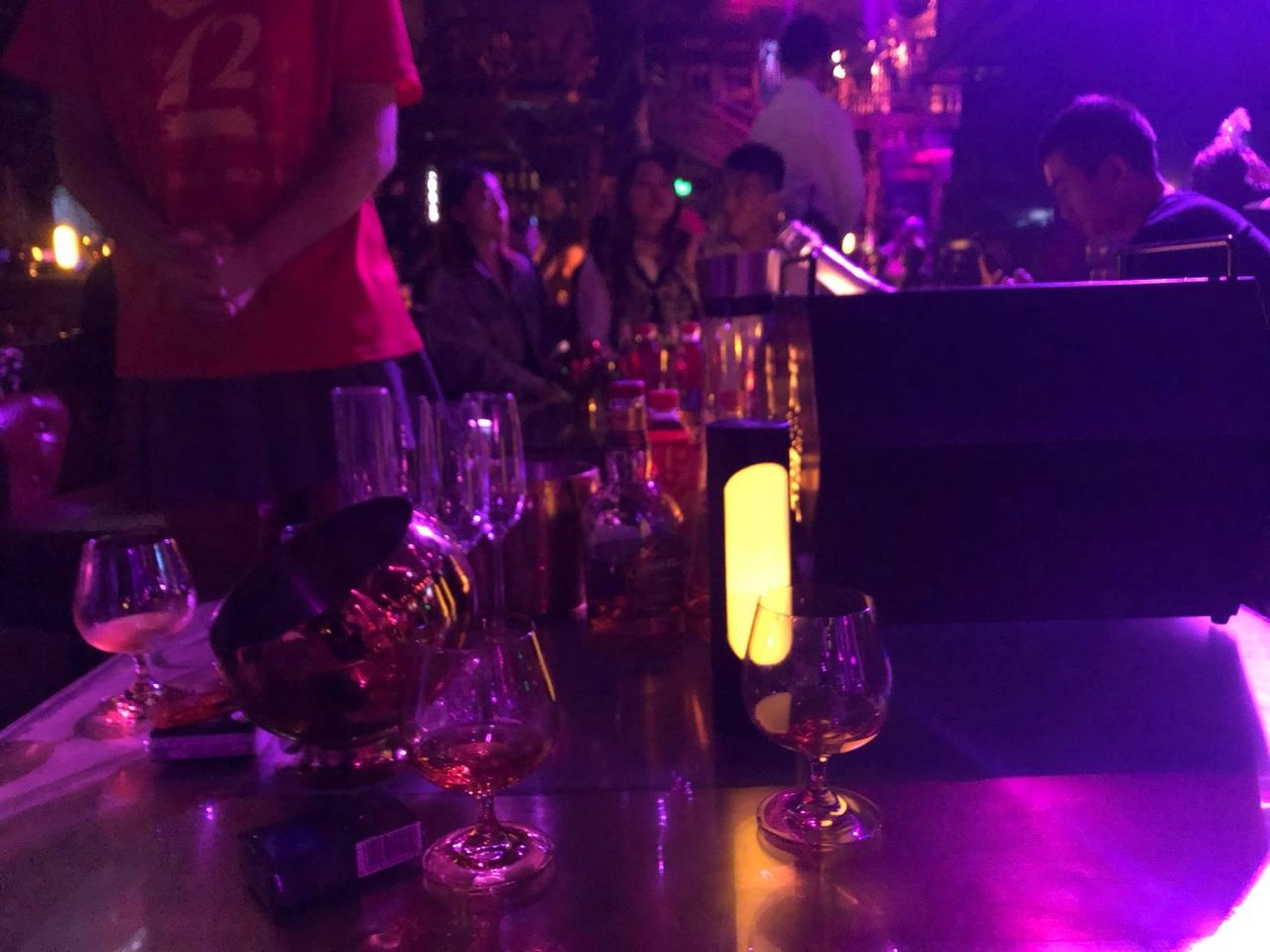 西安天阙酒吧 古都酒吧,碉楼玉砌,据说投资1.5亿.建筑确实蛮有特色.