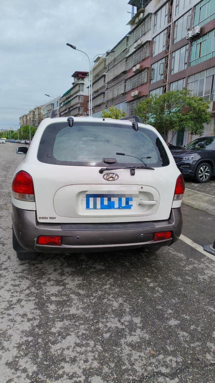 华泰圣达菲柴油版,2.0的