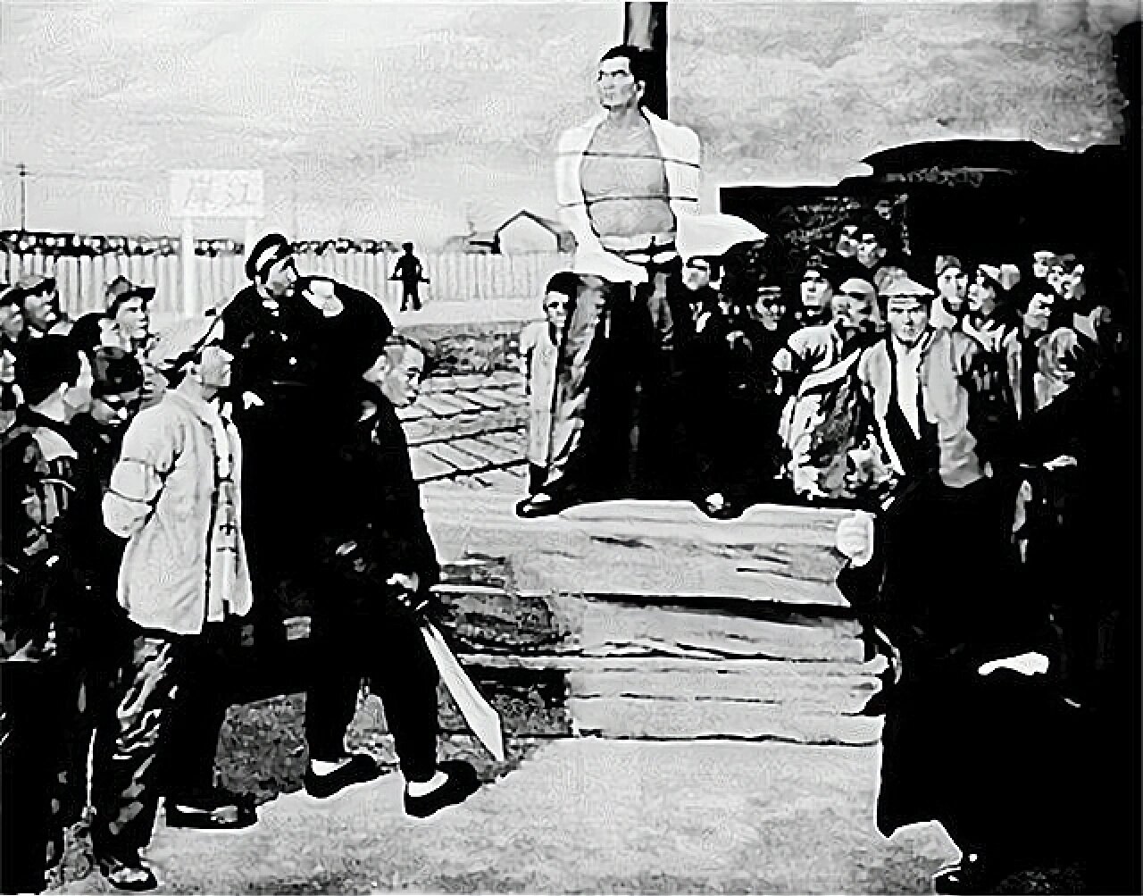 "二七"大罢工又称京汉铁路大罢工,是中国工人运动第一次高潮中规模最