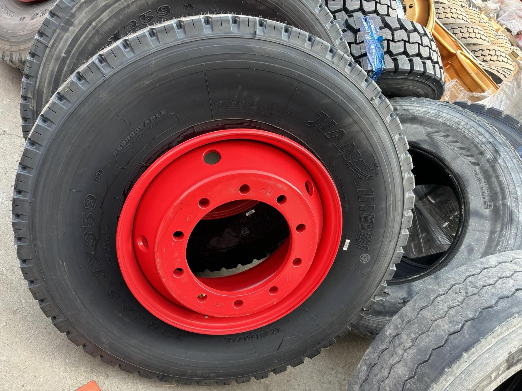 (建新359h1 13r22.5  20层级) 超载轮胎   配正兴钢圈 9.