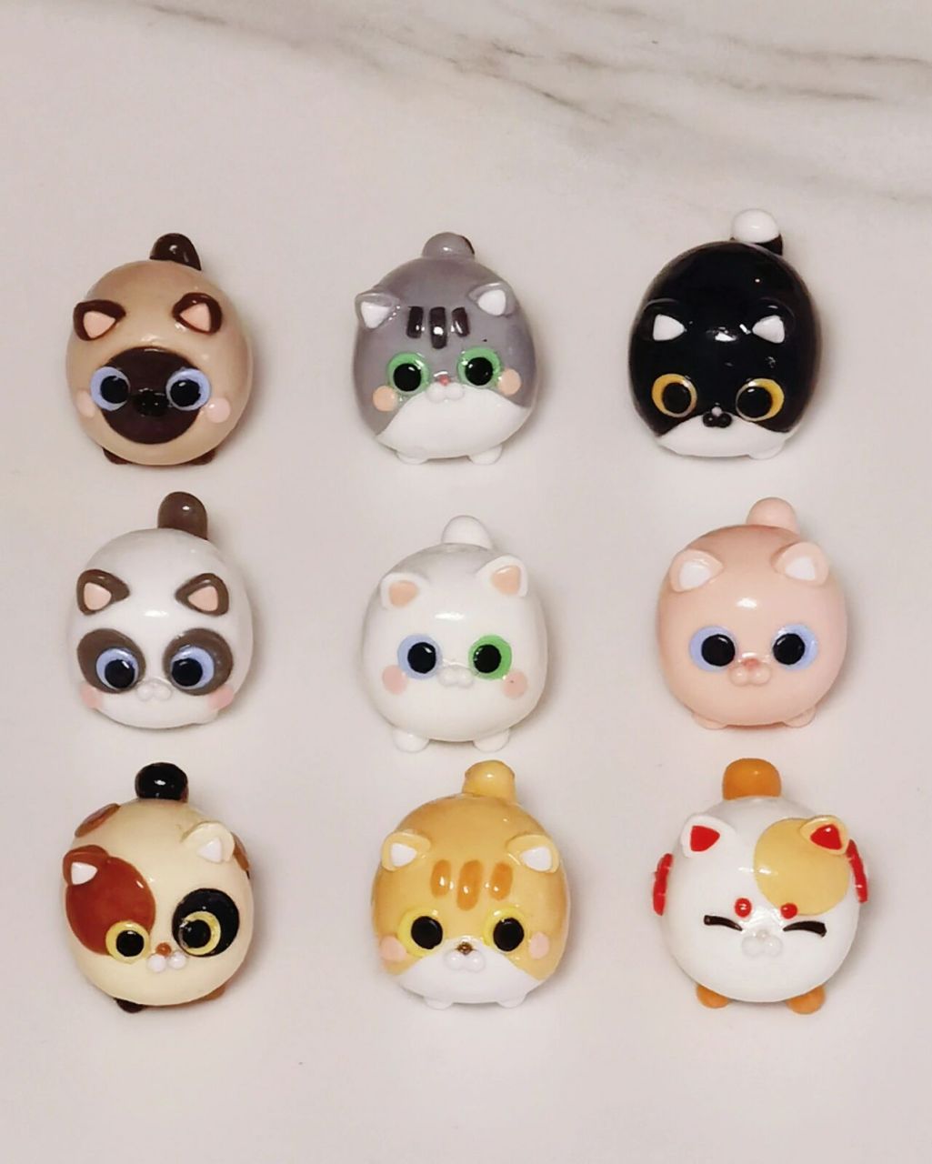 【原创手工粘土】我手上有你家的猫吗 谢谢大家对麦妮猫插画的喜爱