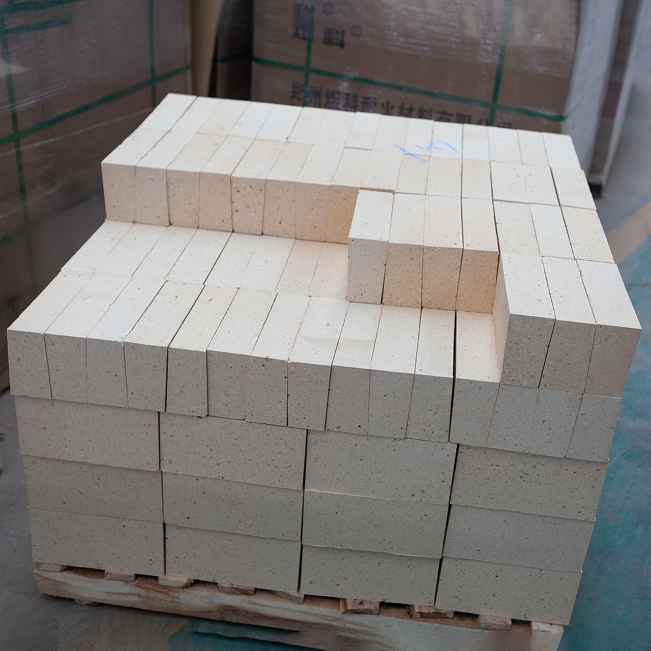 t38刀型刀口砖粘土砖,尺寸规格230*114*65*55 .