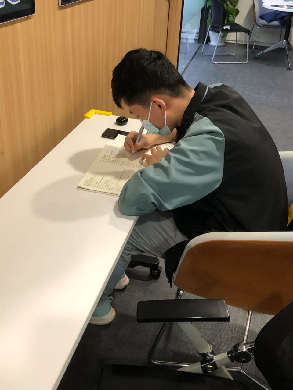 新东方助教实习心得 在入职新东方前我一直想要当一名老师,于是很幸运