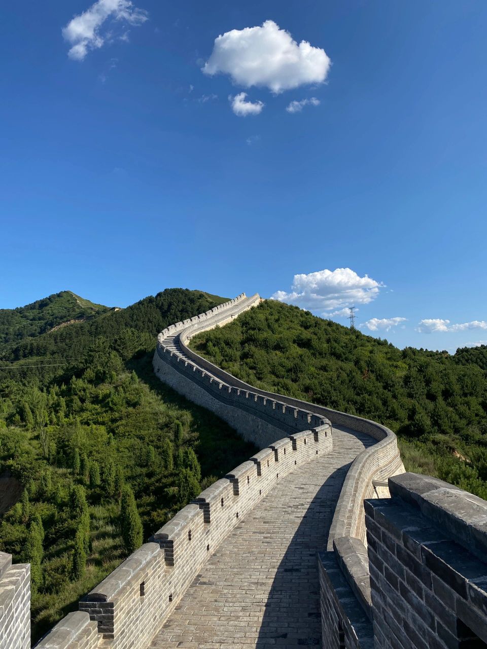 历史古迹:平型关明长城的美景    平型关大捷遗址,重建后的平型关长城