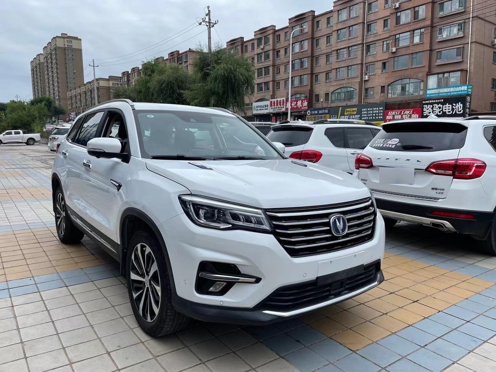 最新拿下2018款 18年上牌 长安cs75 最顶配 电子档 裸车(14.