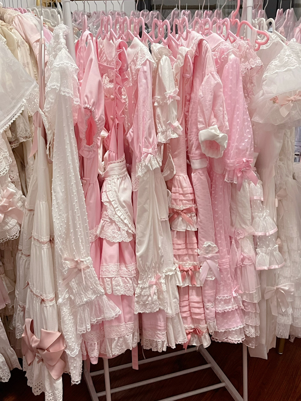 粉白小裙子96lolita 任何一个甜妹没看到我都会伤心的 太粉嫩啦 有