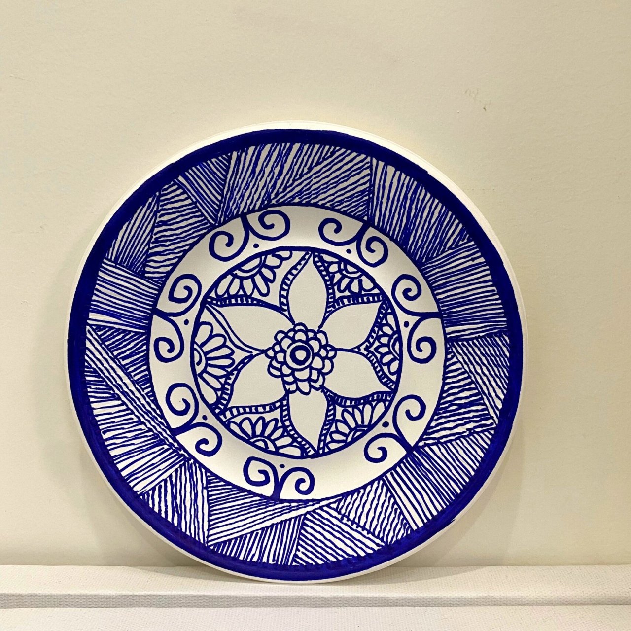 青花瓷纸盘画三 #青花瓷# #纸盘画# #线描# #纸盘画青花瓷