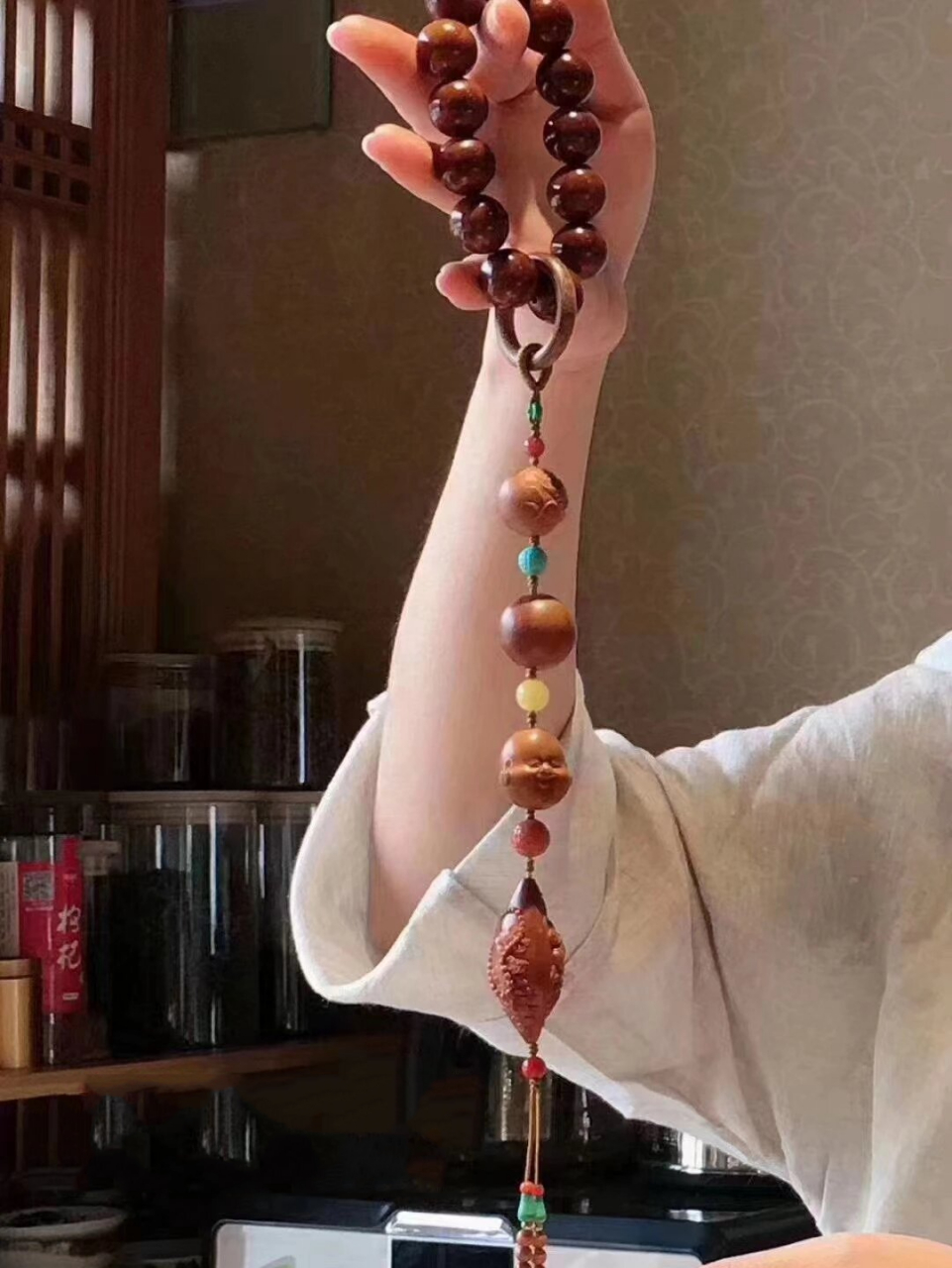 橄榄核雕包浆玉化作品欣赏 非物质文化遗产核雕