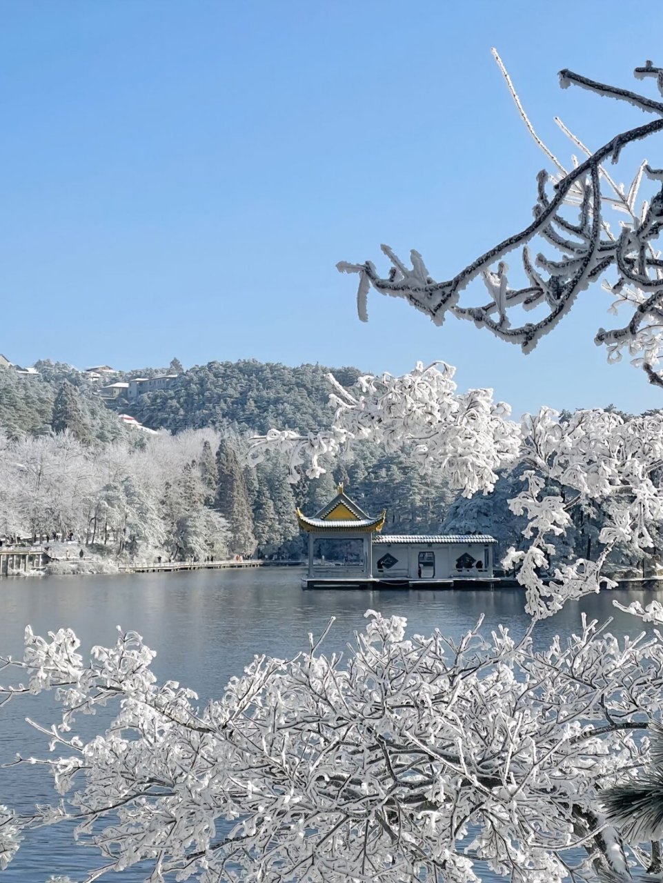 2022年庐山雪景图片