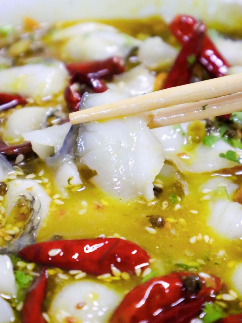 酸菜乌鱼片 我就是典型的懒人做菜法 能在下班15分钟内完成这个菜 又