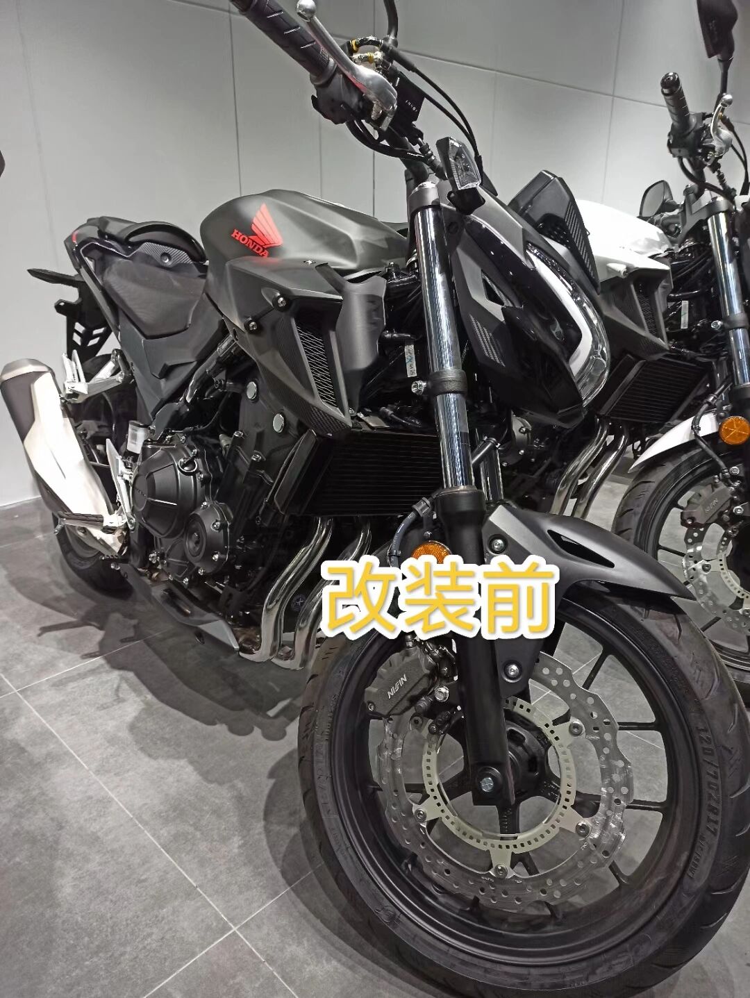 97改装分享 cb400f 改圆灯 火爆全网的cb400f改圆灯来了!
