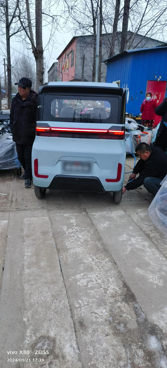 美阳四轮电动代步车.