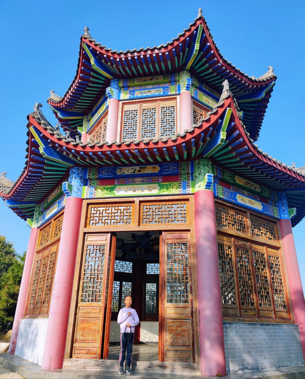 青岛象耳山公园7715 周末一早带孩子去爬了象耳山7215,听劝不