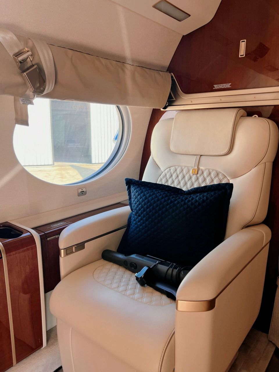 长短途包机首选7615 | 首领航空湾流g650!