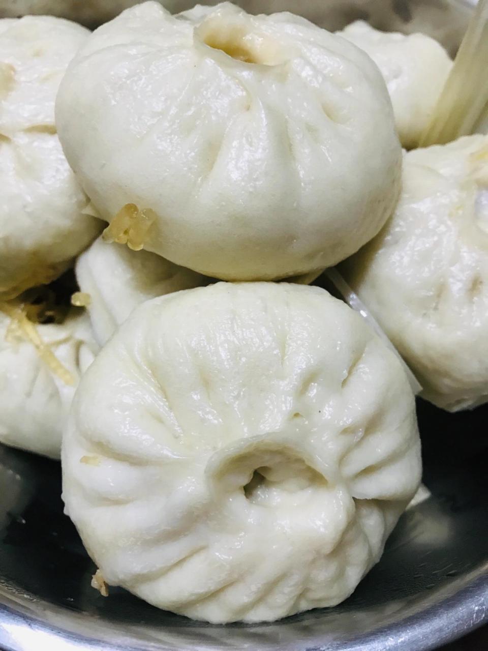 顶焙面粉,洁白细腻,做面包,中式面点都是最佳选择.