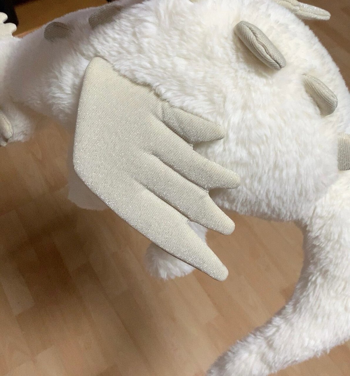 jellycat雪龙真假鉴别(一) 之前假龙只有50cm的,并且16615标的