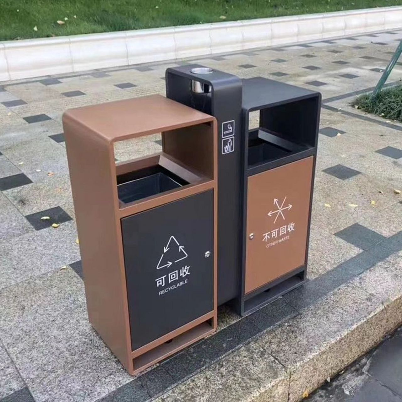 四分类垃圾箱户外垃圾桶果皮箱 小区公园金属四分类垃圾箱户外大垃圾