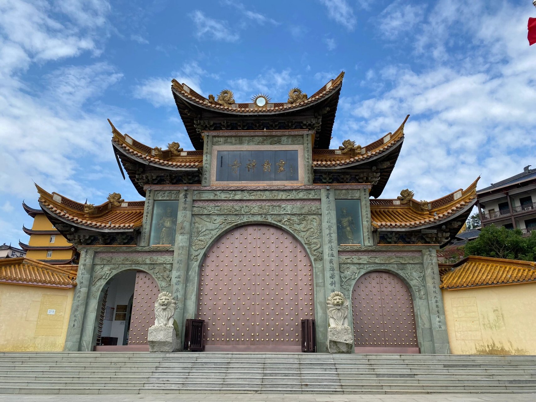 灵音禅寺,嵊泗最不能错过的地方. 大悲山景区里面藏着的宝藏寺庙.