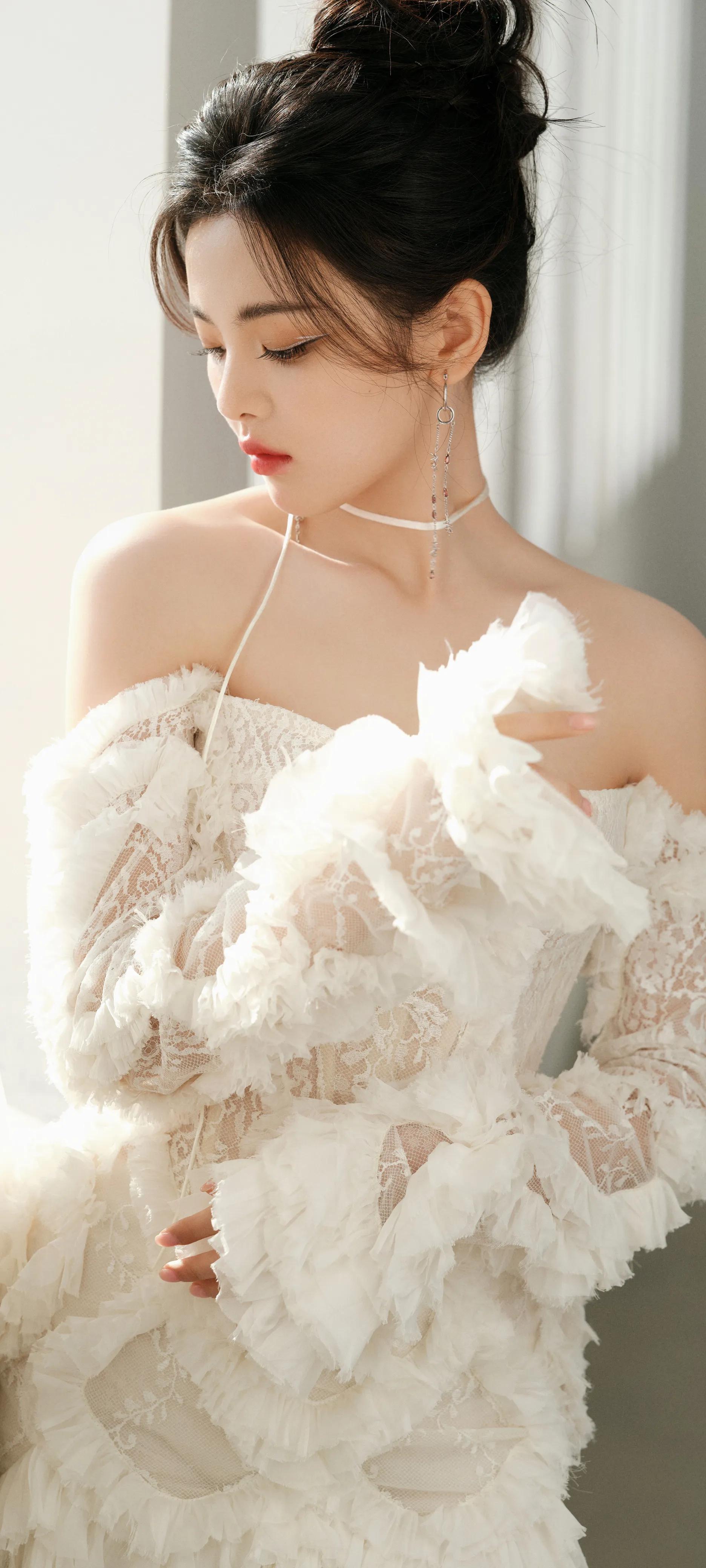 杨超越的美,在壁纸界也是大放异彩啊!