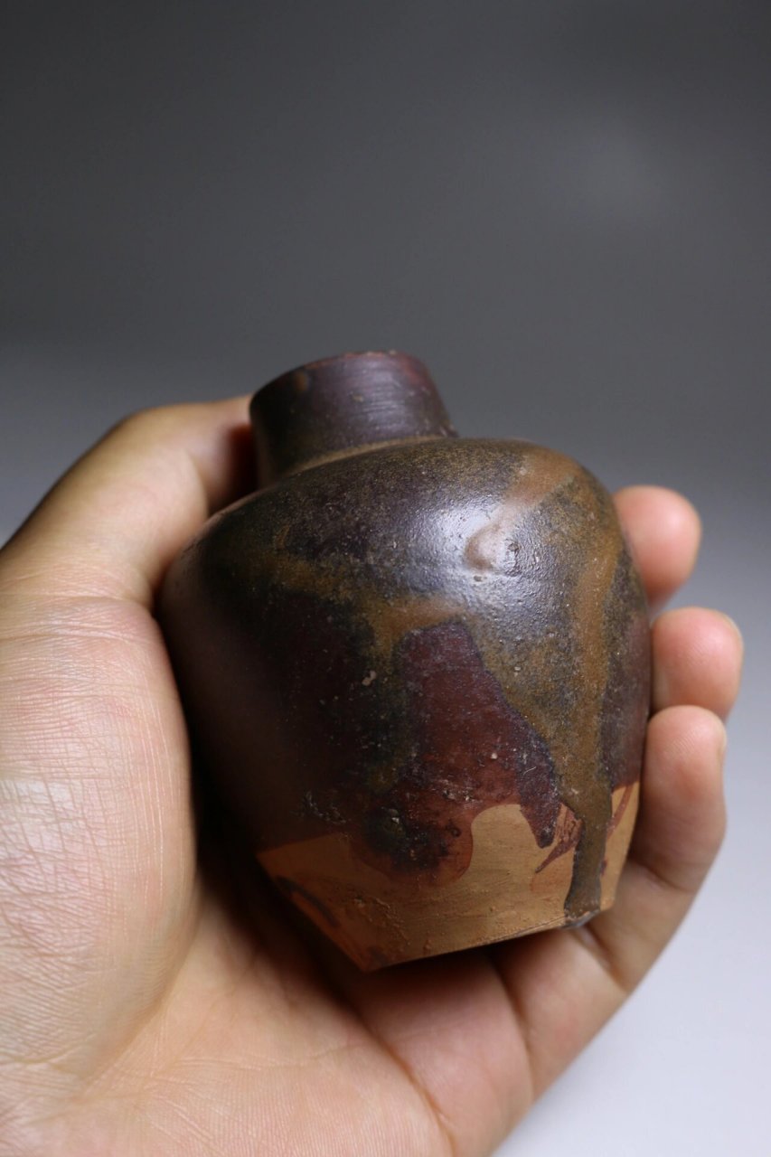 『唐物茶入』第36期洪塘窑势至茶入 色诱… 色调很好看