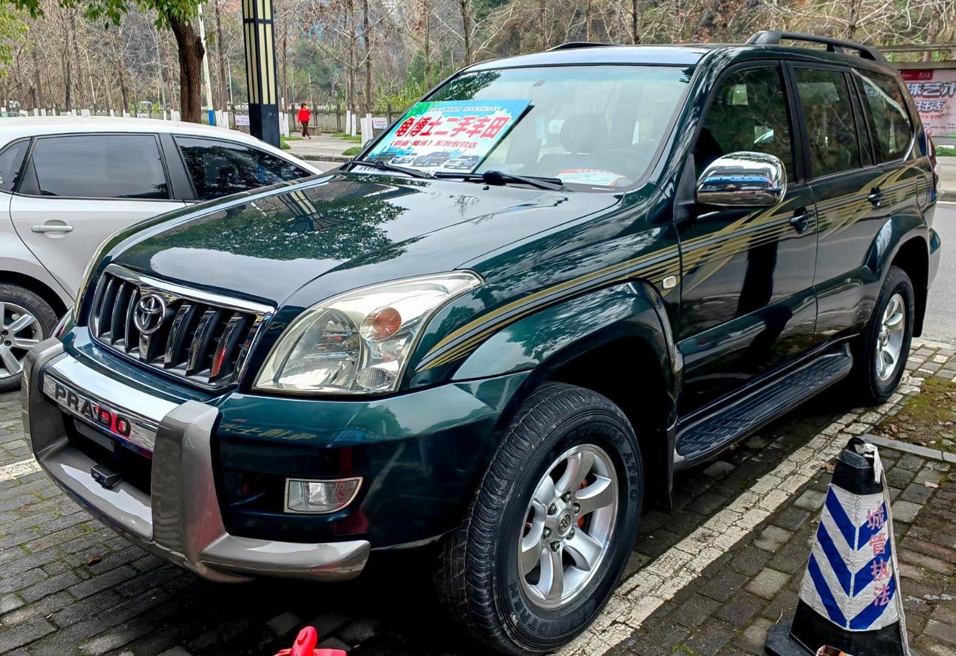 现车在店:准07年丰田霸道厅长绿gx4000    祁同伟同款   全车原版少量