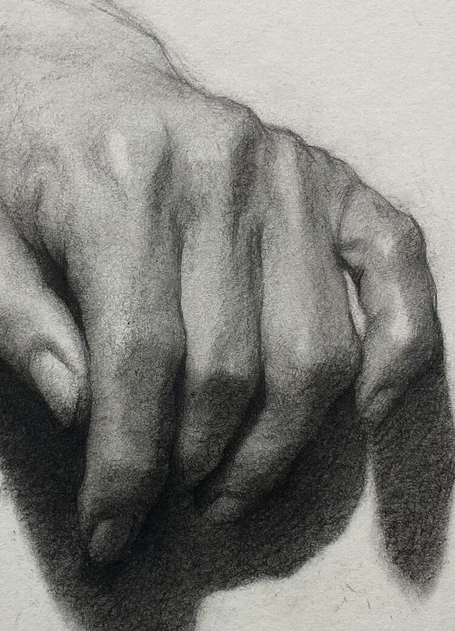 素描手局部 材料:马利14b铅笔,hb铅笔,老人头,樱花,米娅素描纸,纸巾