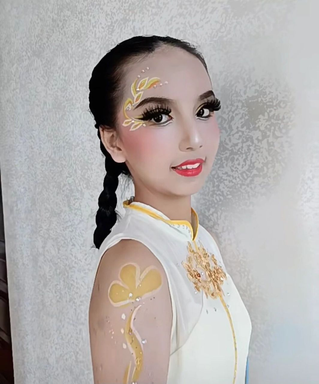 创意舞台妆分享 色彩与颜色的搭配 创意舞台妆 色彩与颜色的碰撞91