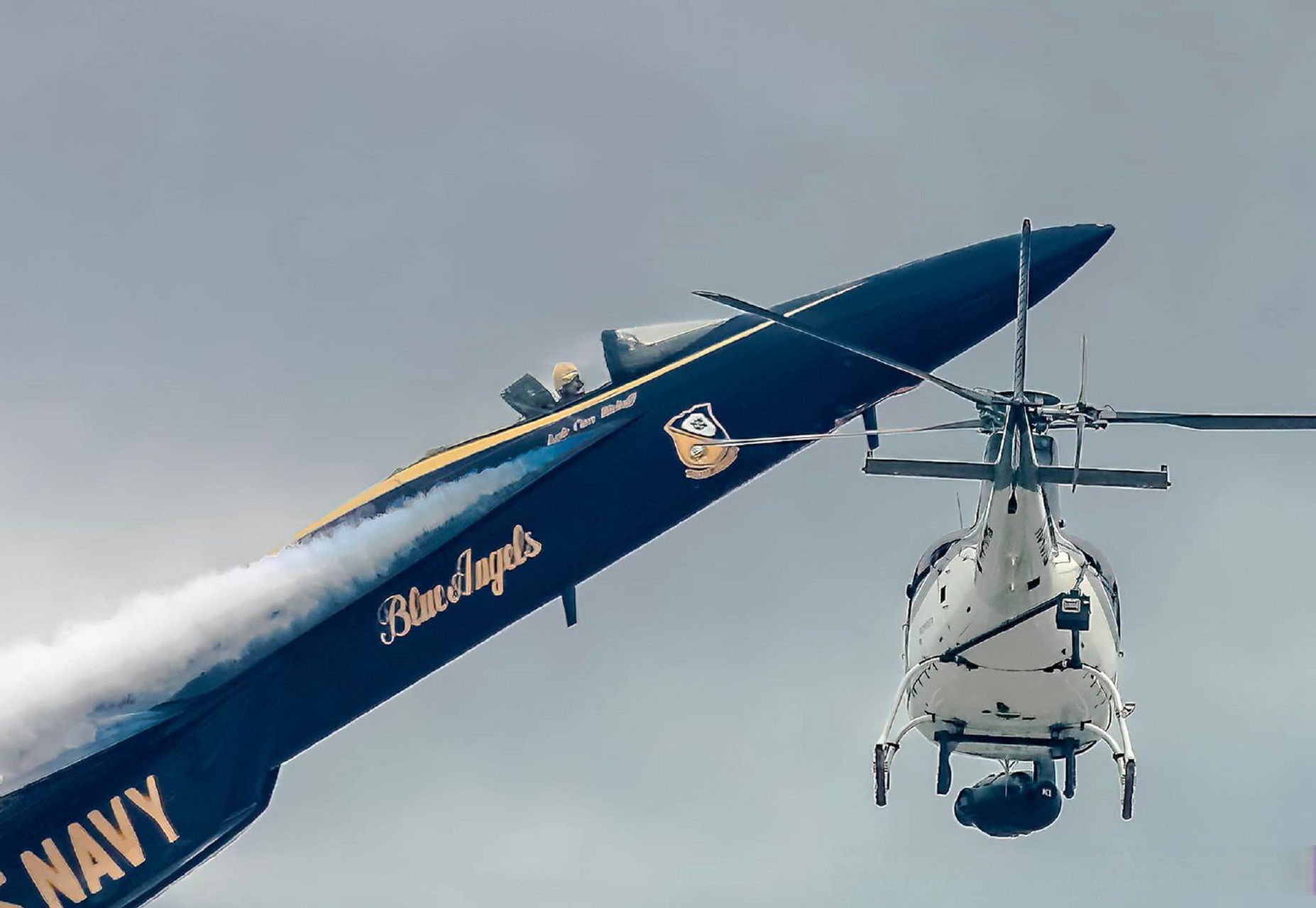 as350 b2松鼠航拍直升机