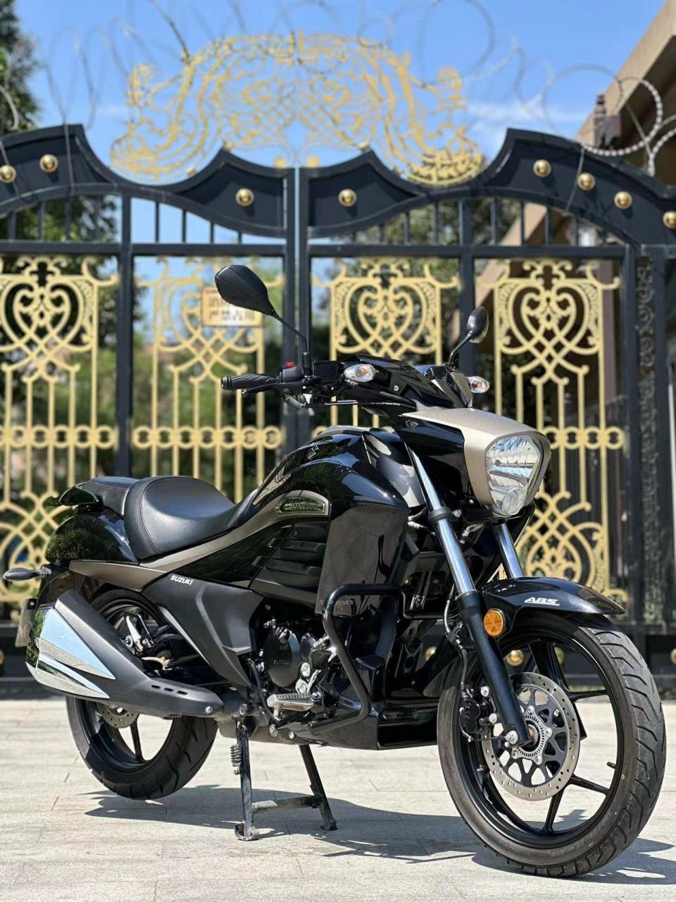 铃木酷道155 22年7月 个人一手准新 3300公里 加装护杠