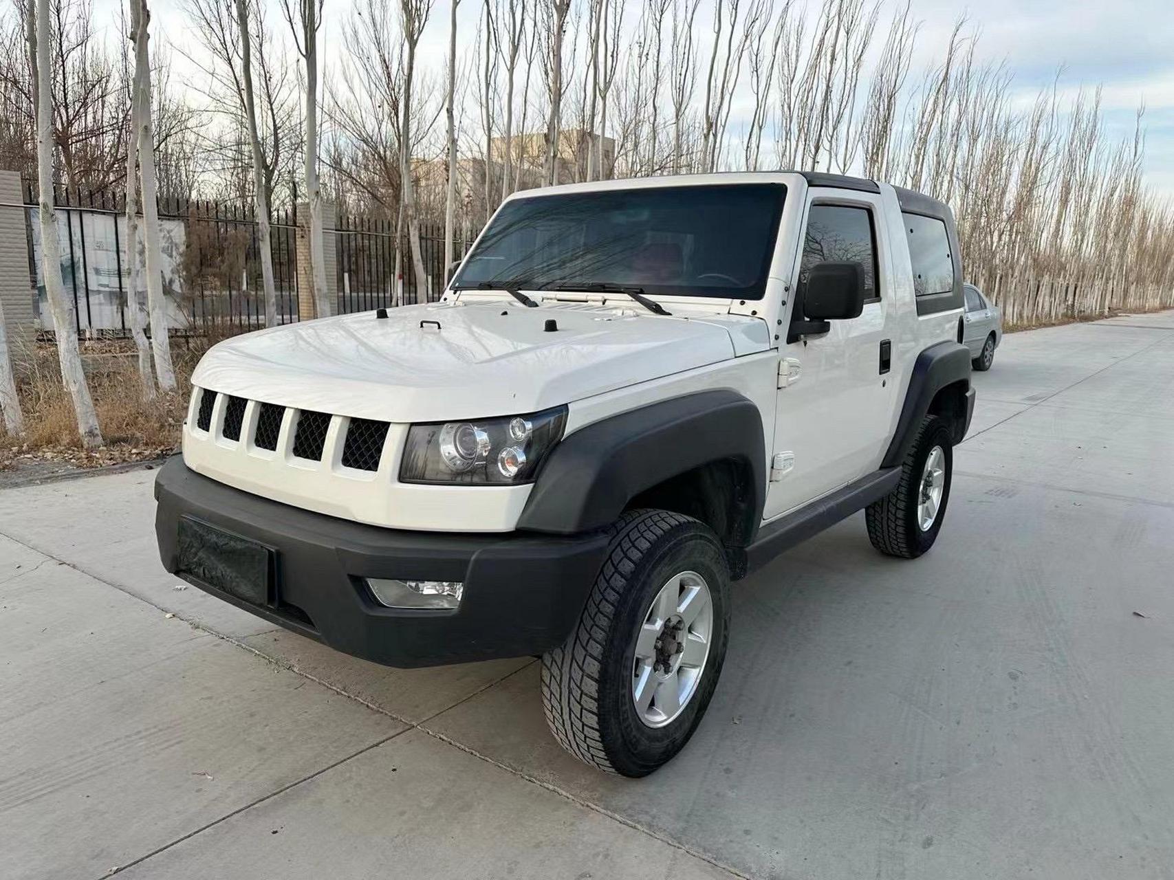 新到硬派越野15年12月bj40手动挡四驱,车况非常好,越野钓鱼神器