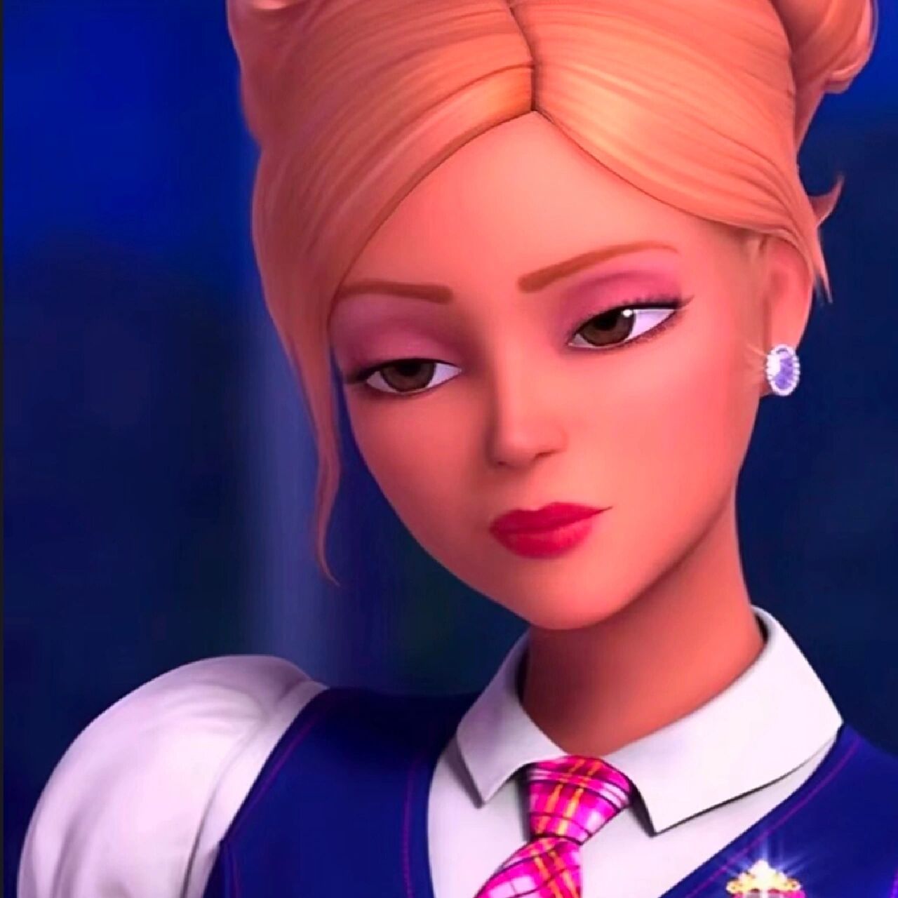 德兰西公主头像9591 90"虽然她很想要皇冠,但她最后还是将皇冠