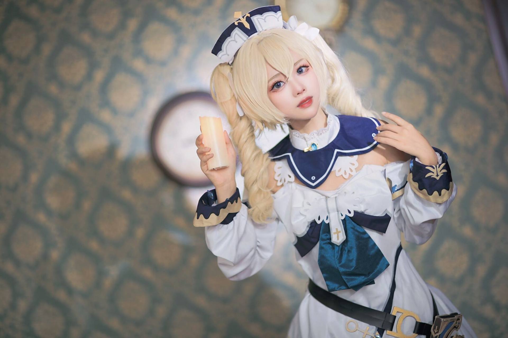 不会有人抽卡一池子都是芭芭拉吧#cos# #cosplay# #原神# #原来你也玩