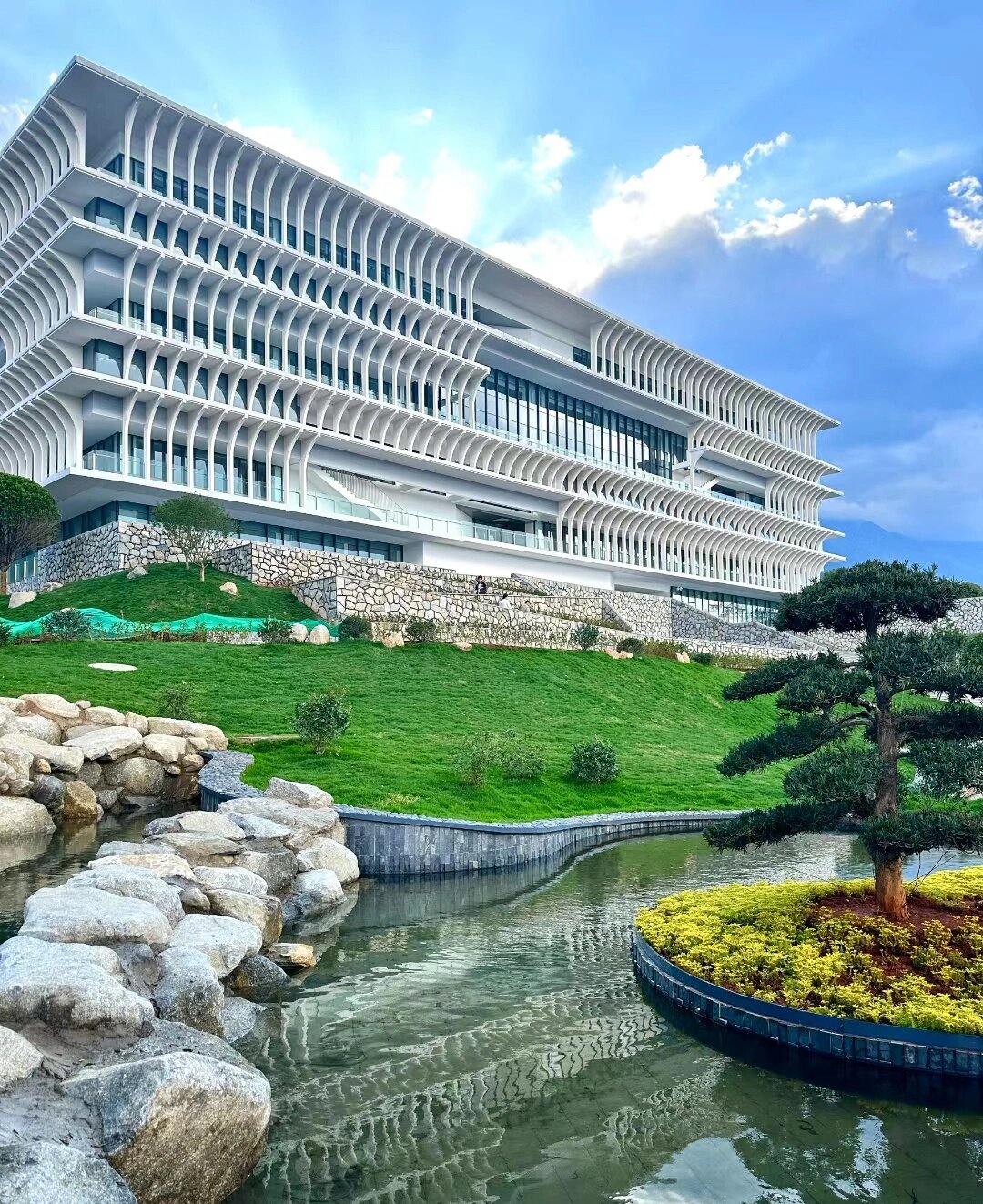 大理大学——最美图书馆