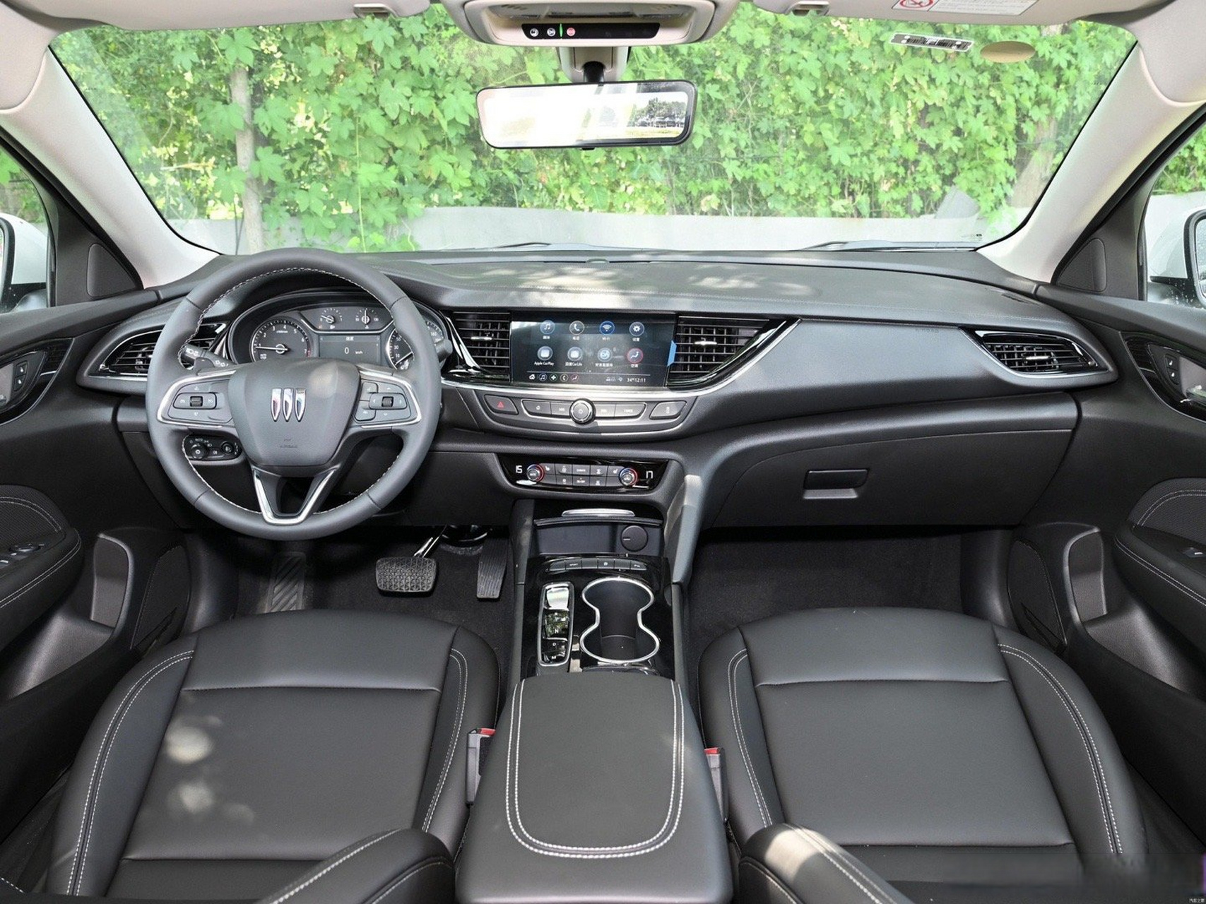 新款别克君威上市了,1.5t售价15.98万元;2.0t售价17.