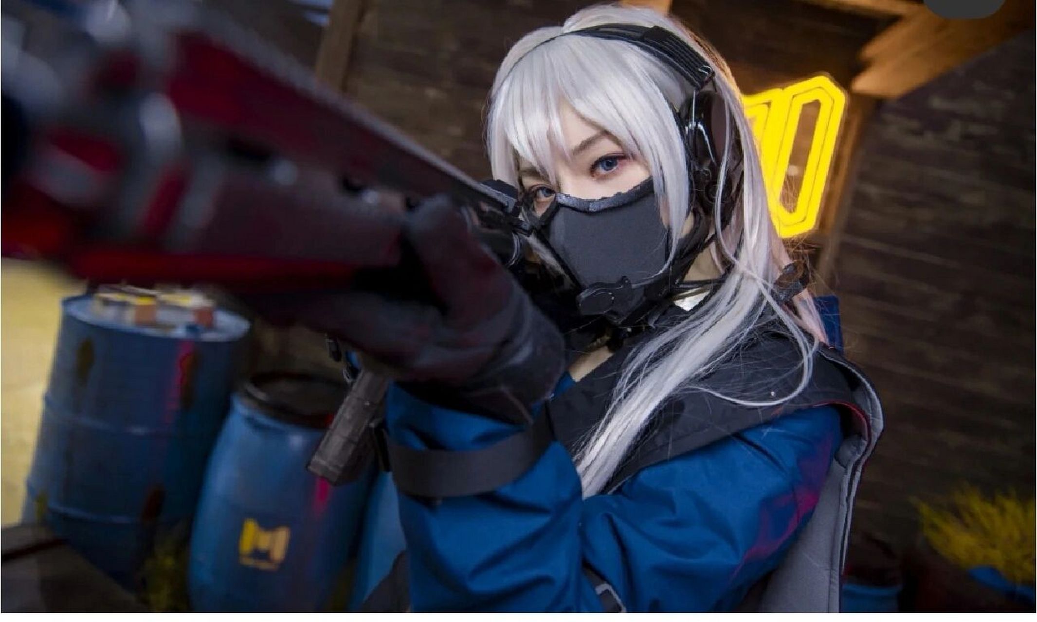 使命召唤希拉和艾本你们更喜欢哪一个呢? 希拉和艾本姐姐美美的!