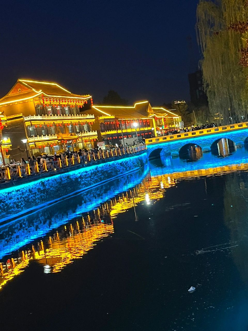 邢台市区的夜景 邢台市元街,很适合打卡噢