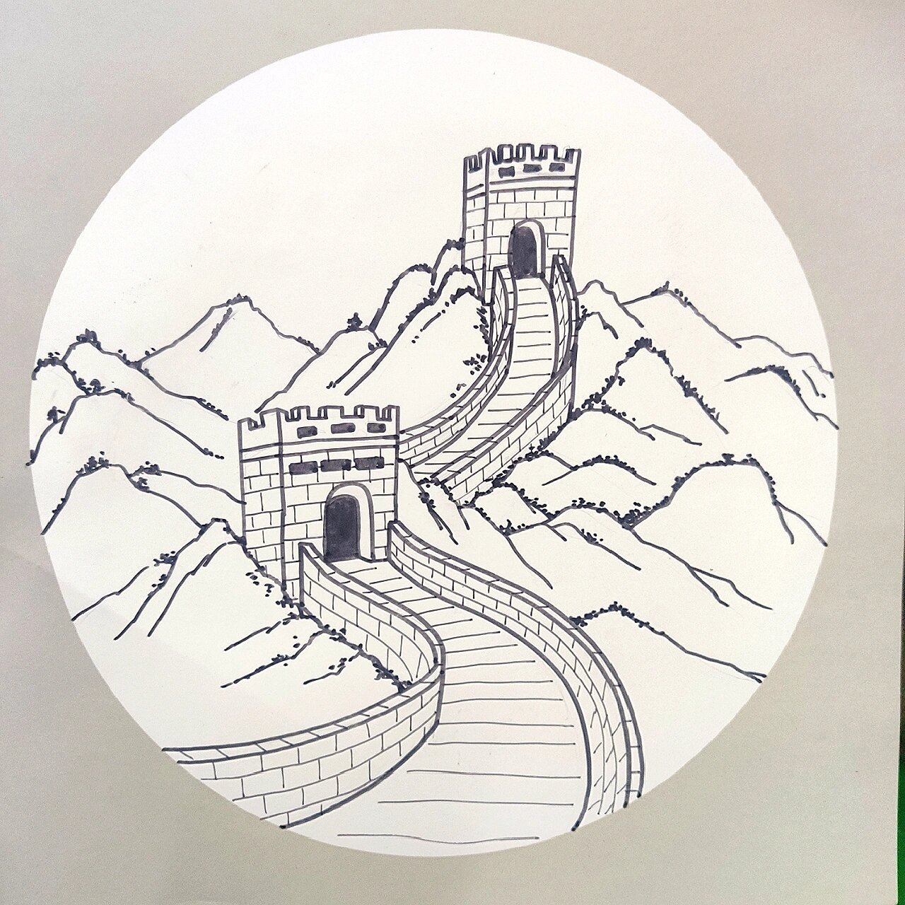 儿童创意美术课件《万里长城》 6-7岁 99创意线描画《万里长城》.