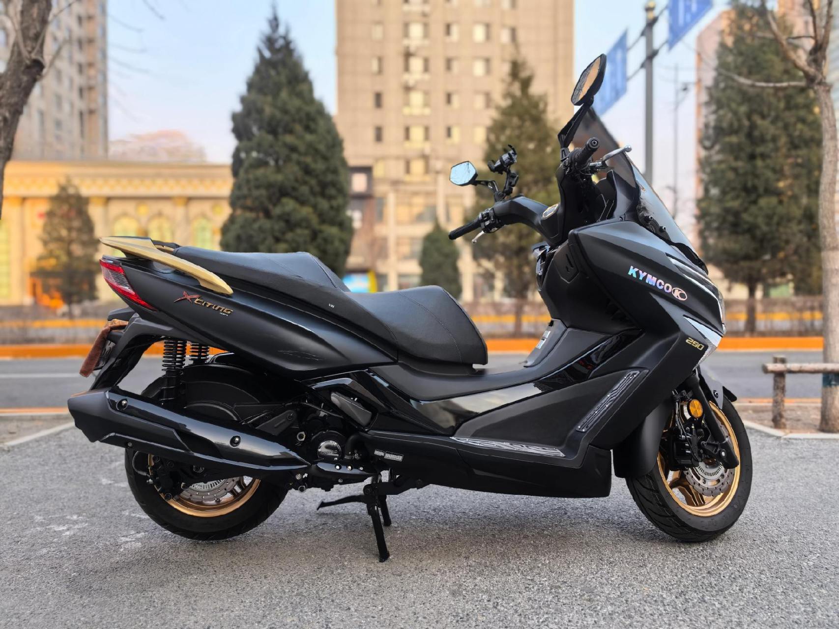 摩托车9315,光阳赛艇250 黑金版高配 2023年7月上牌,仅行驶1800