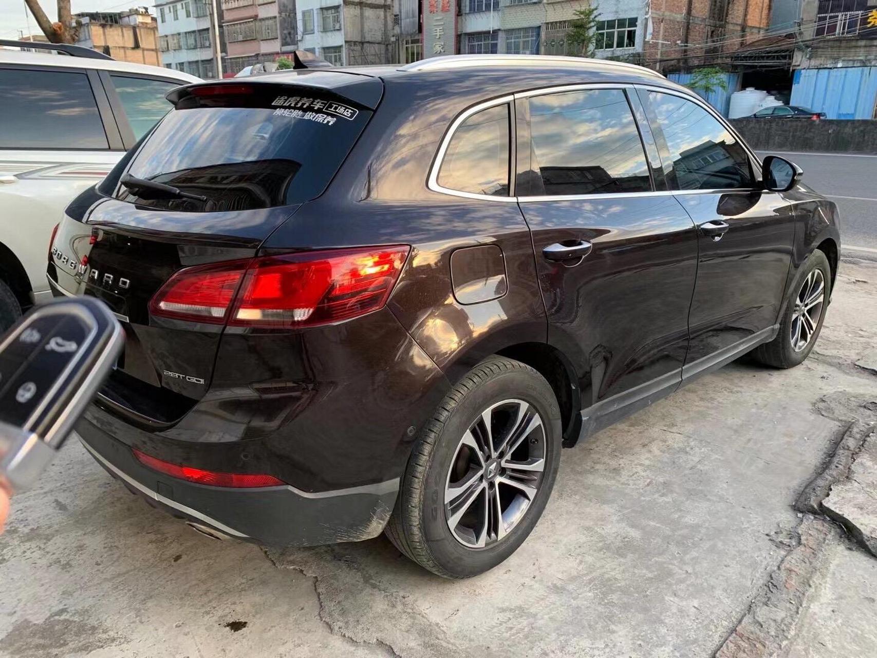 2016年11月宝沃"bx7"两驱豪华版,2.0t,224匹马力,新车裸车价20.