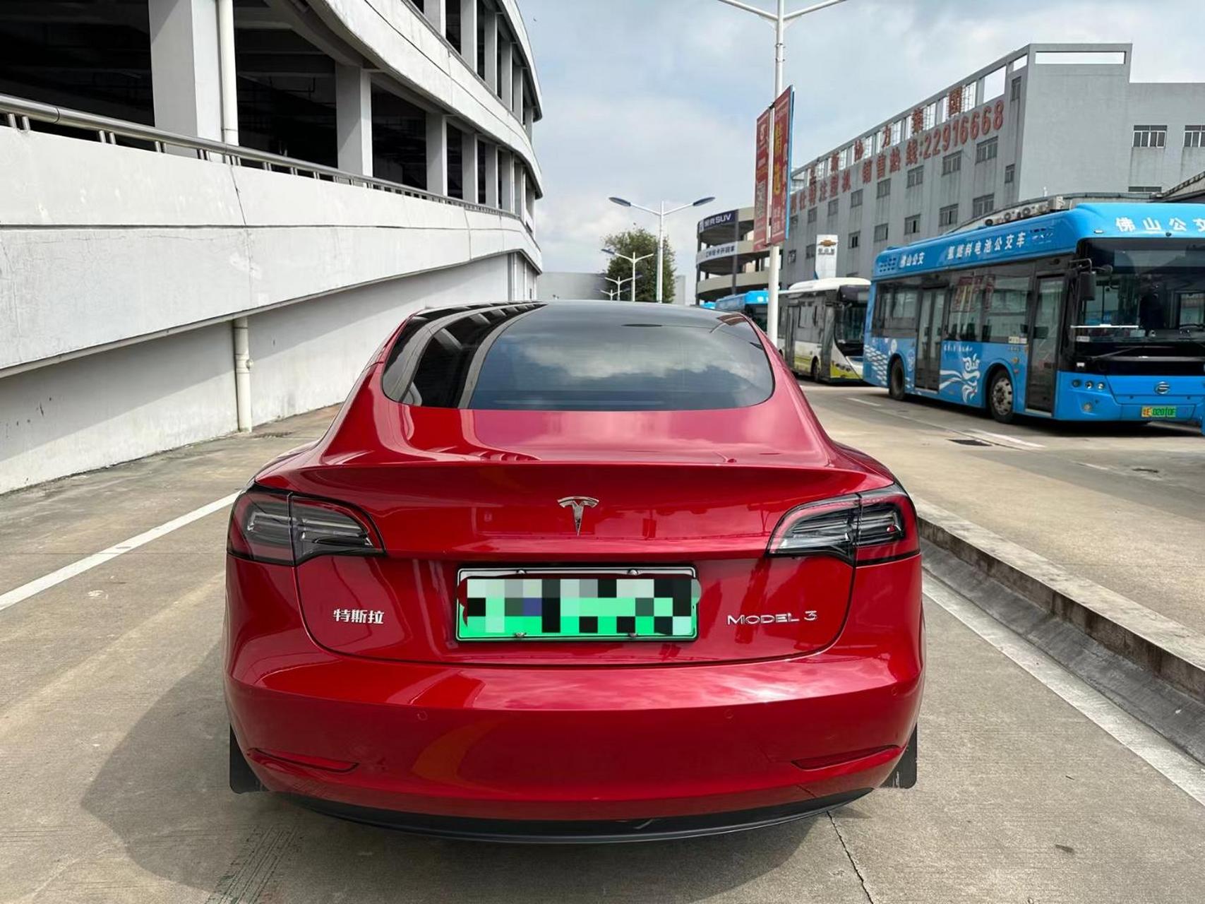 22款特斯拉model3 一手精品2万公里 续航556公里 60度电池 778000
