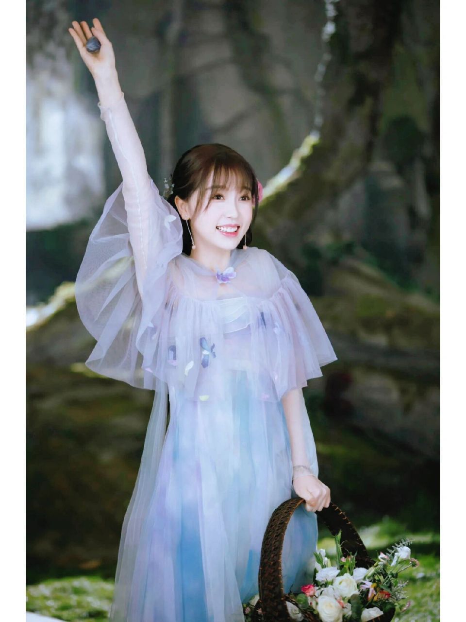 小兰花衣服合集(水云天最可爱的仙女) 虞书欣在《苍兰诀 》中饰演水