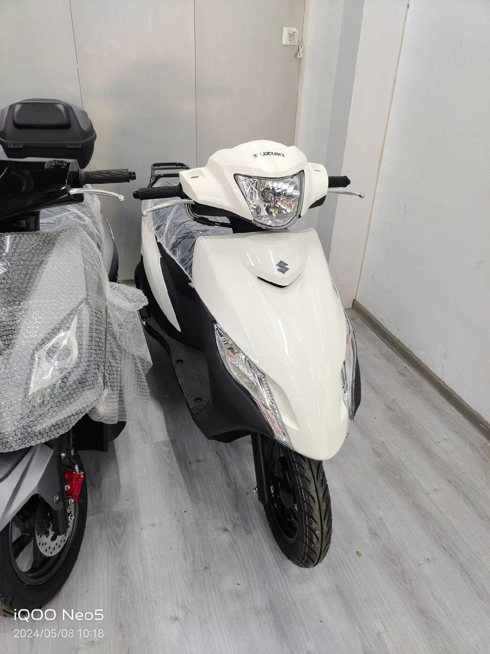 低配版uu125.低配版uu125  到货一台白色  7980