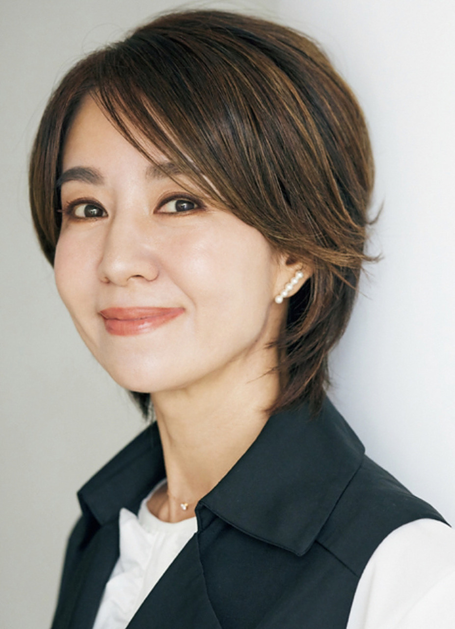 50岁显年轻的短发造型.